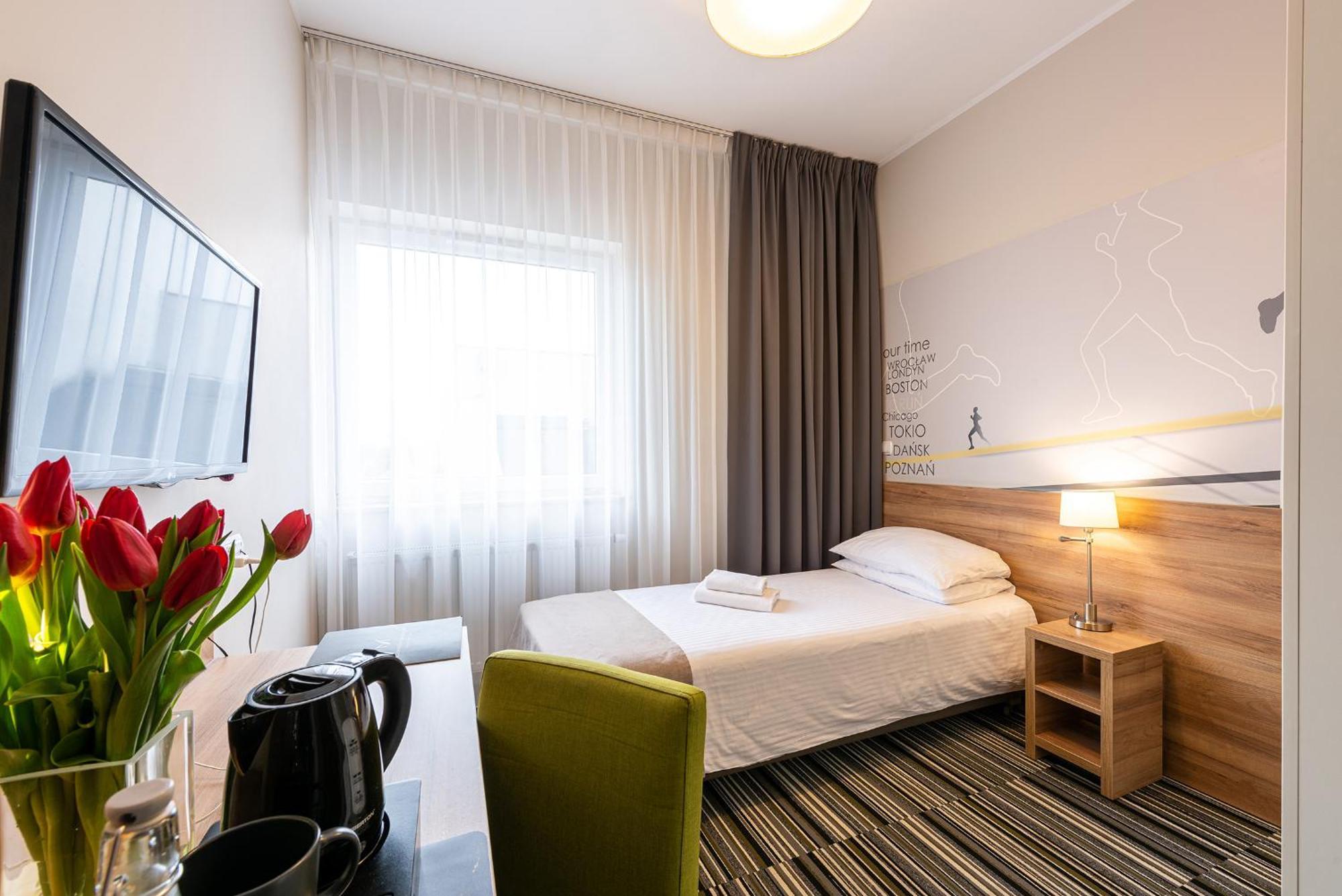 Hotel Maraton Szamotuły Εξωτερικό φωτογραφία